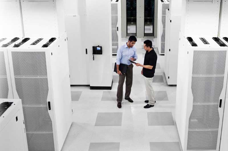 Twee seviceproviders in een datacenter