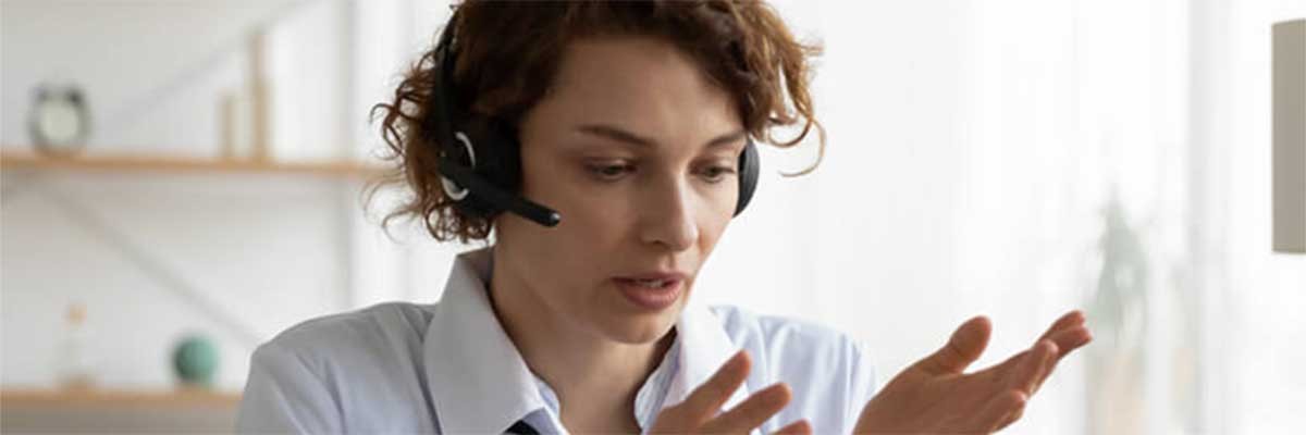 Een vrouw in een teams meeting