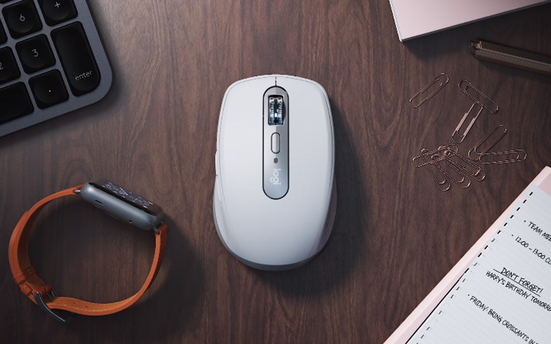Logitech MX muis op een bureau